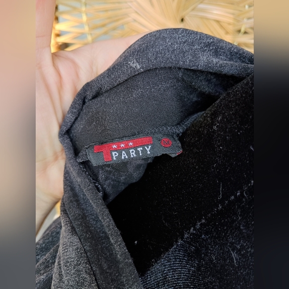 T Party Fringed Black Cardigan_Med - Picture 4 of 5